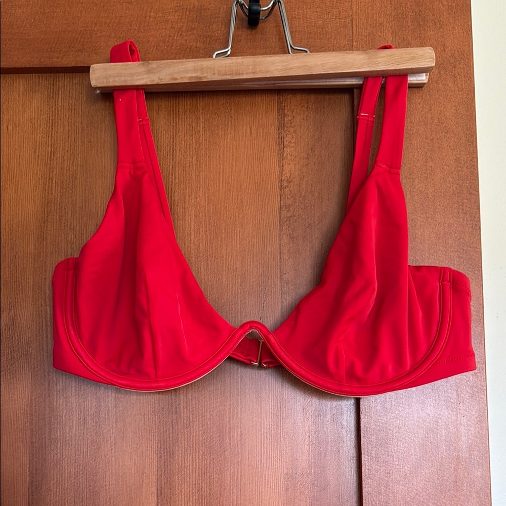 Shade and Shore Red Women's Underwire Bikini Top